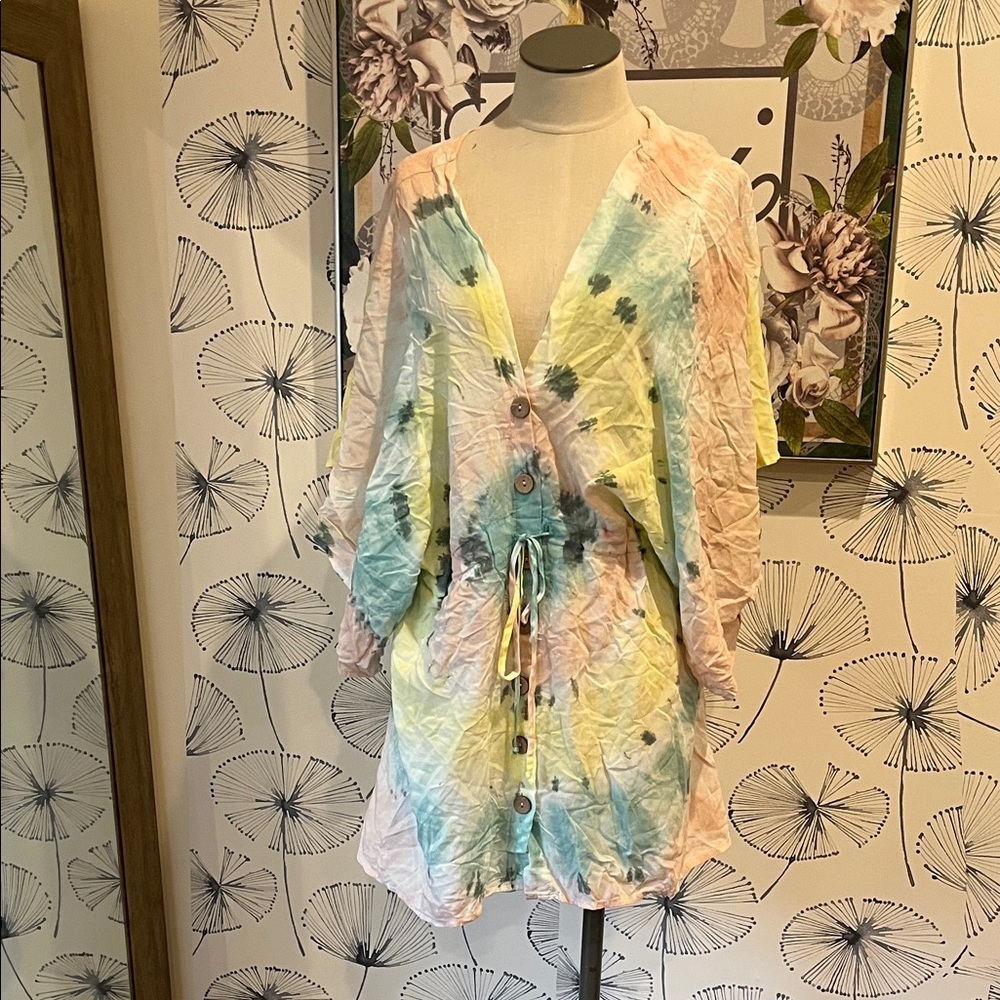 VICI S Tie-Dye Button-Up Kaftan